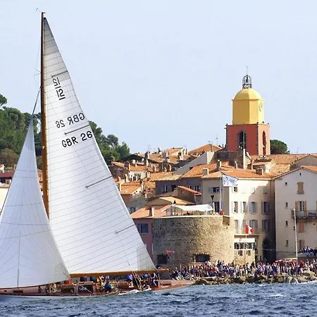 Willa Gasmim57 - Golfe De St-tropez - Chalet Californien Dans Un Domaine Arbore A *